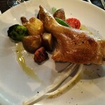 パンとお菓子と小さなレストラン bee - 