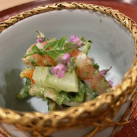 の弥七 - 和え物　葉にんにく　赤貝　山菜