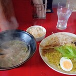 ラーメン きたさん - 豚骨つけ麺（得盛）