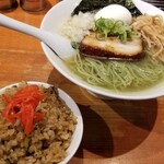 麺屋 六感堂 - 味玉しおグリーン麺＋ネギチャーシューご飯