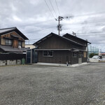 合田うどん - 店の外観　※駐車場側から