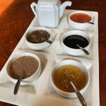 Asian Table Monkai - 手工調味料達。左邊三種非常適合搭配粥