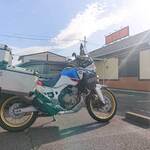 カフェ＆ラーメン ラコス - 自分のバイクです