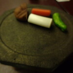 慶雲館 - 溶岩の板の上で焼きます。