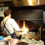 TACUBO - 肉を焼くシェフ