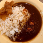 ヴィクトリアステーション - 〆のカレーライスもガーリックライス♪