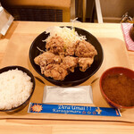 Karaage Semmonten Karaage Maru - からまる(唐揚げ)定食400g  940円