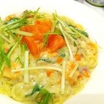 ROOTS - 【サーモンと水菜のクリームパスタ】濃厚なクリームソースは自慢の一品です！