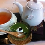 図書館前カフェこころ - 食後のデザートと紅茶（＋250円）