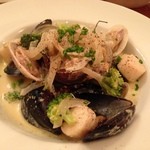 ピッツェリア ノーチェ - 色々貝のクリームスープ仕立て