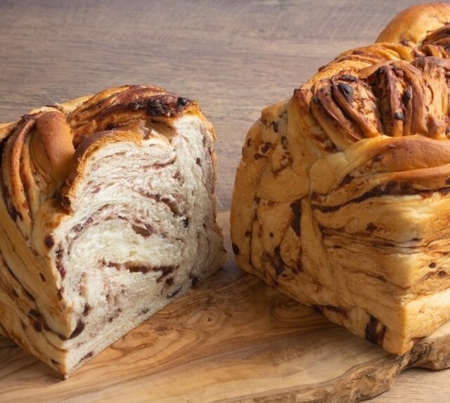 HARE/PAN Toyota Ten photo 2