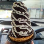 LAWSON - 料理写真:【2022.3.27(日)】購入したアイスクリームを車内で頂きました