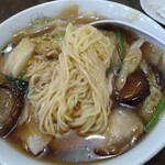 一寛 - 若干の縮れ麺