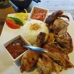 Asian Cafe & Diner Vivid Ajia - 　　　　　　　　チキンライス