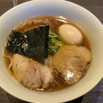 支那そばや 本店 - 醤油らぁ麺＋名古屋コーチン味玉