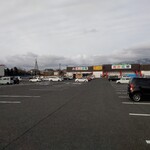 生鮮広場 - 駐車場広いなぁ