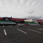 生鮮広場 - ダイソーもある