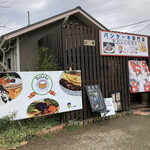 カフエバーアンドレストラン 花園 - 外観