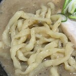 暗黒中華そば 雷電 - 麺