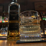 バー ウダ - アイリッシュ、美味し