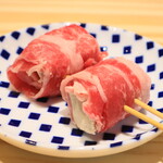野菜巻き串屋 うずまき - 数量限定!牛バラとフォアグラのロッシー二串