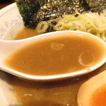 Ramen Ippeiya - スープ