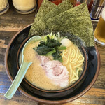 横浜家系ラーメン 中野家 - 