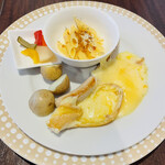湯島天神横ラクレットグリル スイス料理とスイスワインのお店 - ラクレット スイスチーズ