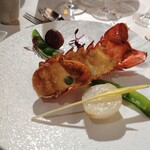 ザ プレイス オブ トウキョウ - カナダ産オマール海老の雲丹味噌焼き。