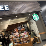 STARBUCKS COFFEE - 2022/03 JR立川駅から多摩モノレールで2駅、立飛駅直結した三井ショッピングパーク ららぽーと立川立飛の２階に位置する スターバックスコーヒー ららぽーと立川立飛店。もちろん、駐車場完備。平日（特定日は除く）は終日無料だけど、土日祭日は有料で郊外の割には高い