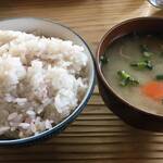 炭焼地鶏 山蔵 - 