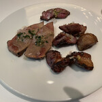 メイ - ・レバー
      ・ハラミ
      ・腎臓（ロニョン）
      ・頰肉
      ・タン