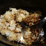 KITCHEN TSUNAGU - ソースの残りにご飯を入れて