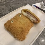 Bee Cheng Hiang Grillery - バックワ・チーズ・カツ