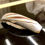 青空 - 小肌　この美しいフォルム！