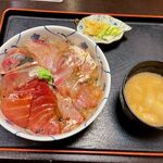 Shousui - 地魚丼　1370円　＋　ご飯大盛り　100円