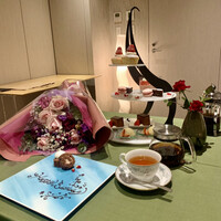 MIRAIE Dining - デザートは三段スタンドがオプションで変更可
