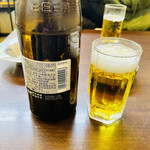 デバっ家 - 瓶ビールはアサヒスーパードライの中瓶