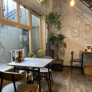 イランイラン ボタニカルグリーン&フラワー カフェ_2