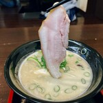 豚白湯創作麺処 友池 - カツオ豚白湯