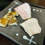 豚白湯創作麺処 友池 - 焼きアゴ醤油