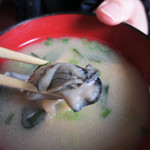 海賊亭 - カキの味噌汁。（2013/2　初回）