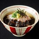 鯛魚茶泡飯 (黑芝麻醬汁)