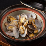 Steamed clams with sake