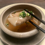 CHINA.KISSHO - とろみのあるスープに水餃子　身が詰まってます