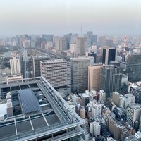 ザ タヴァン グリル＆ラウンジ - 