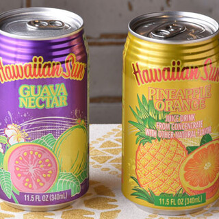 We have drinks unique to Hawaii! Enjoy in our tropical-style shop♪
