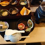 Umiterasu Nadachi Hoteru Kourin - 朝食料理 窯焚きご飯＋ビュッフェ形式サラダ等付きます。