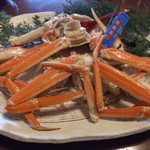 割烹 利助 - 2013年2月、写真7  日本海隠岐の本ズワイガニ、青いタグが素性を物語っています！旨い！