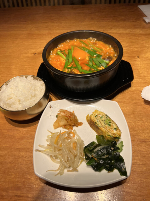 東銀座1番の二日酔い特効薬』by tom0218 : 王十里 サランチェ - 有楽町